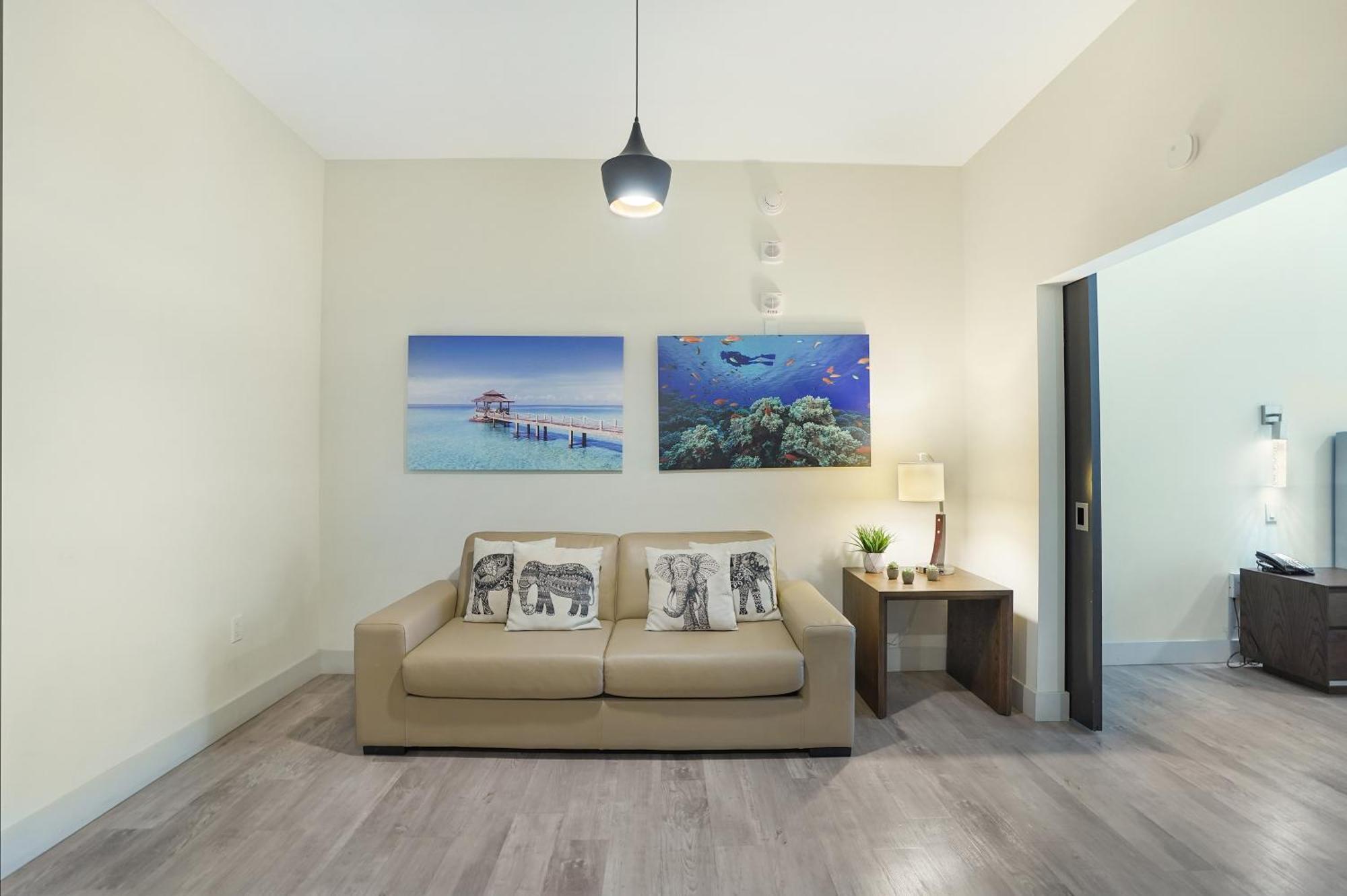 Ch Luxury Condos & Studios On The Beach 할리우드 객실 사진